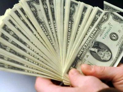 قیمت دلار در 2 فروردین 1403