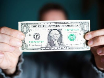 مکانیسم ماشه و دلار